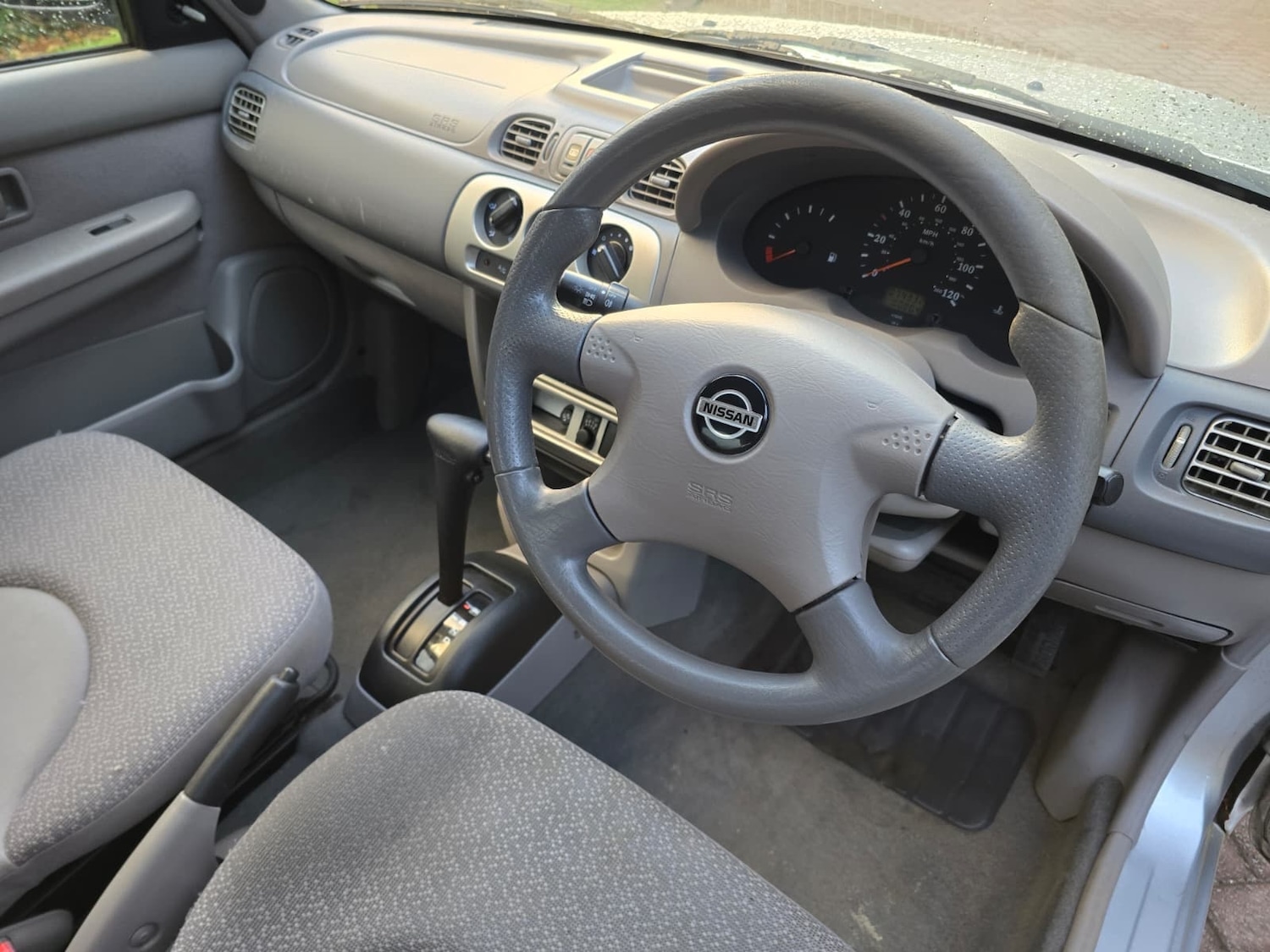 Used Nissan Micra 2000 for sale - 76035519: Photo 9