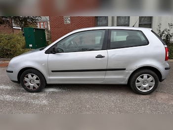 Used Volkswagen Polo 2004 for sale - 77996873: Photo