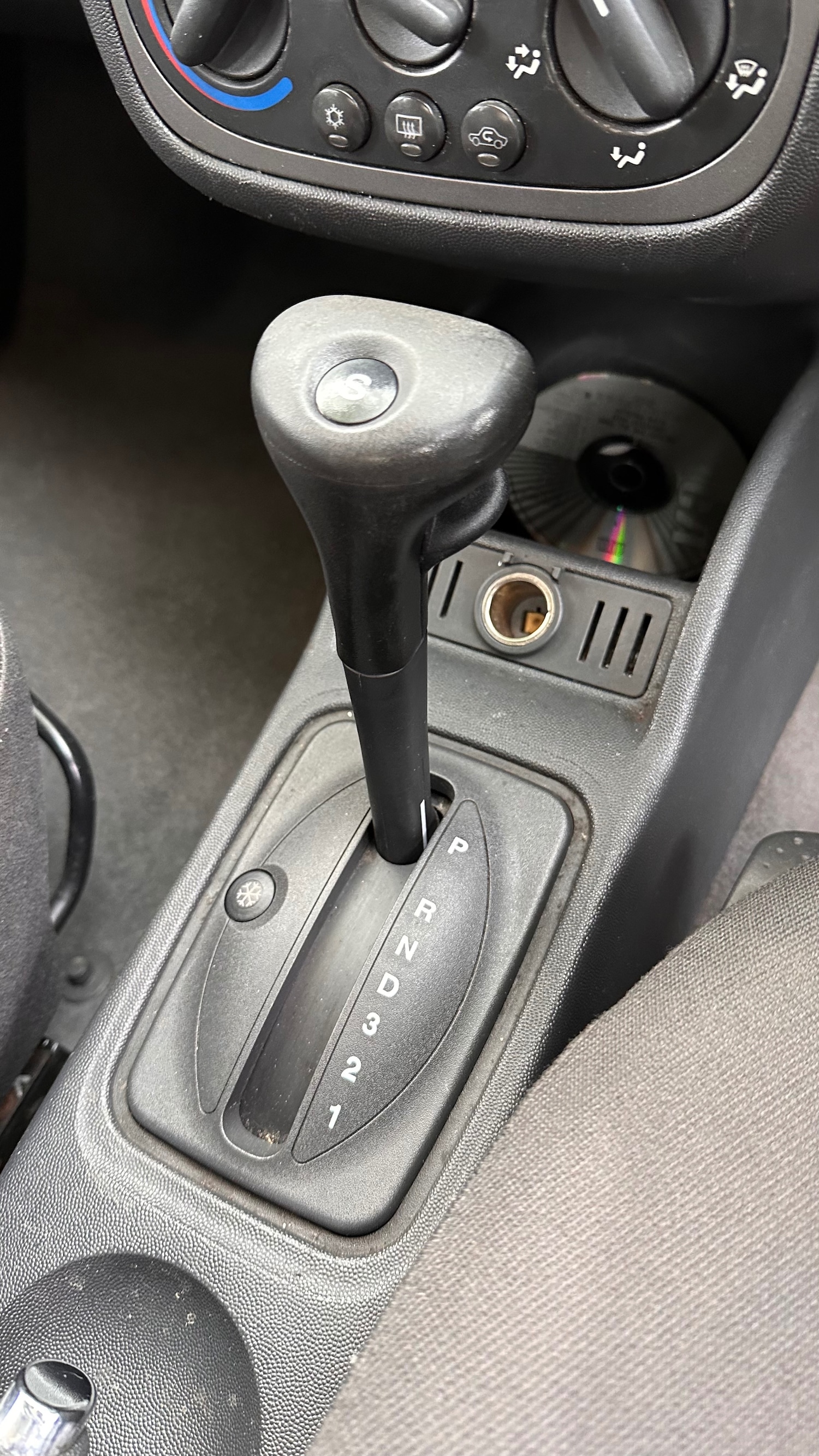 Used Vauxhall Corsa 2003 for sale - 76378937: Photo 16