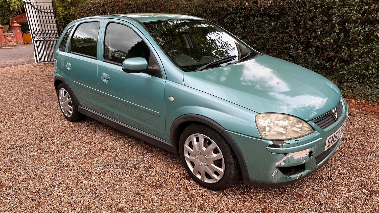 Used Vauxhall Corsa 2003 for sale - 76378937: Photo 2