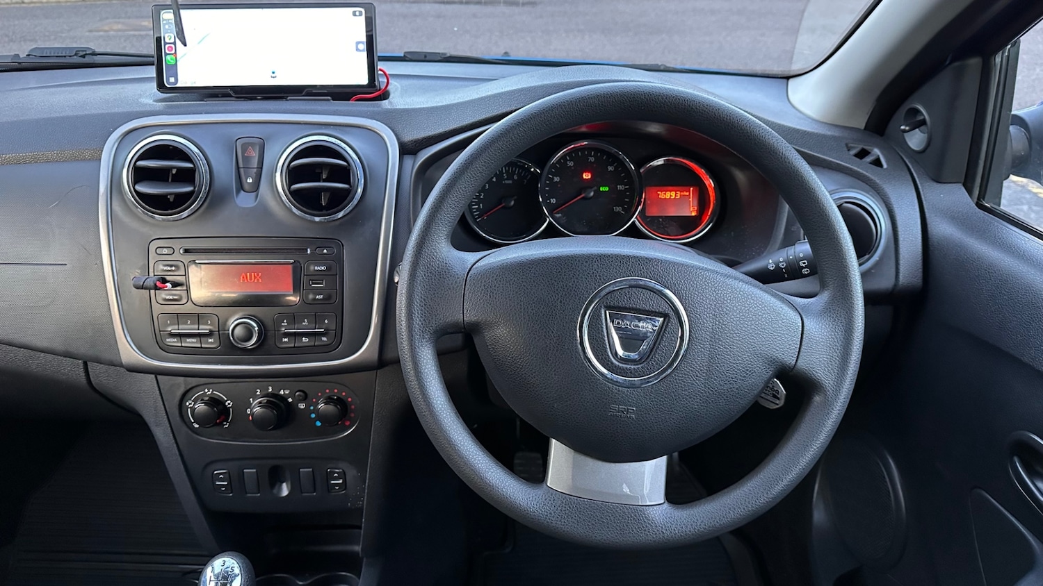 Used Dacia Sandero Stepway 2015 for sale - 77482354: Photo 23