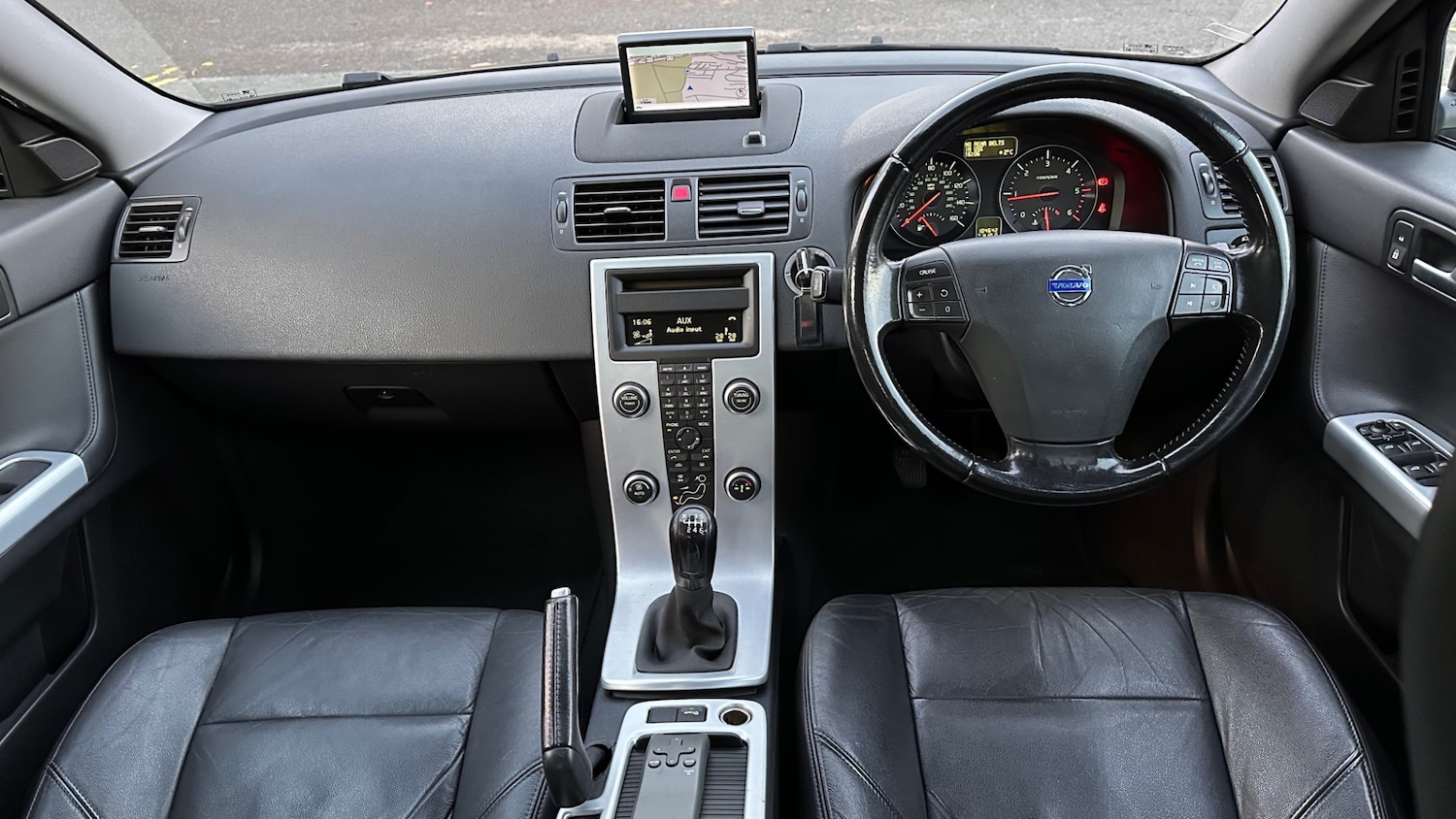 Used Volvo S40 2012 for sale - 76672948: Photo 21