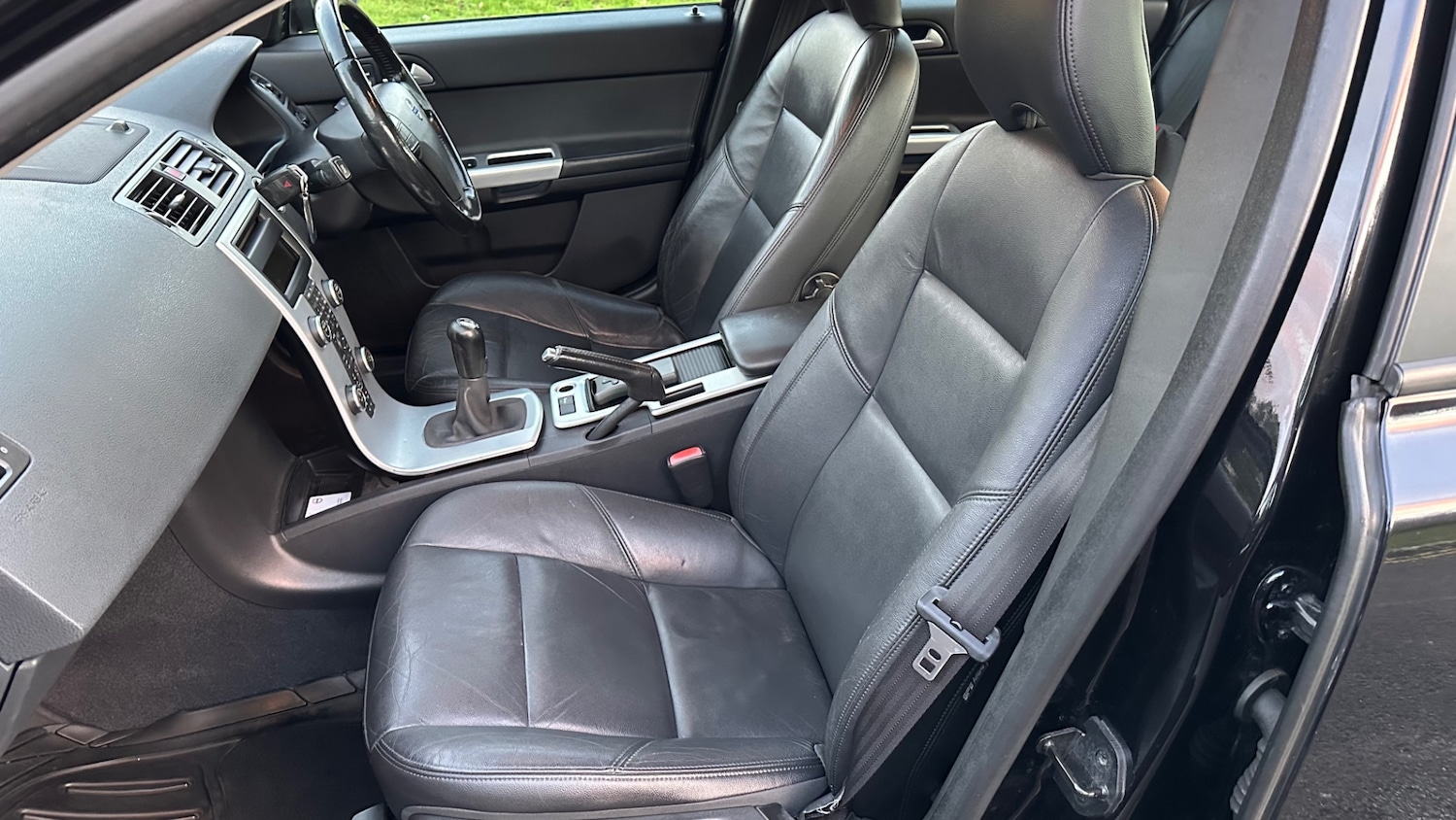 Used Volvo S40 2012 for sale - 76672948: Photo 24