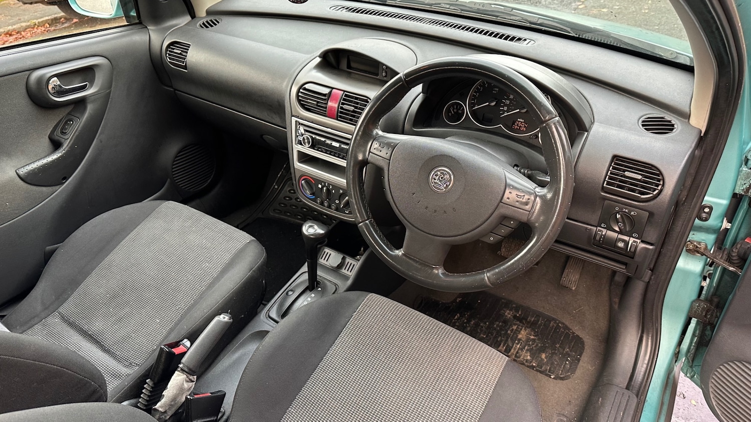 Used Vauxhall Corsa 2005 for sale - 76968634: Photo 6