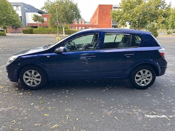 Used Vauxhall Astra 2005 for sale - 75603511: Photo