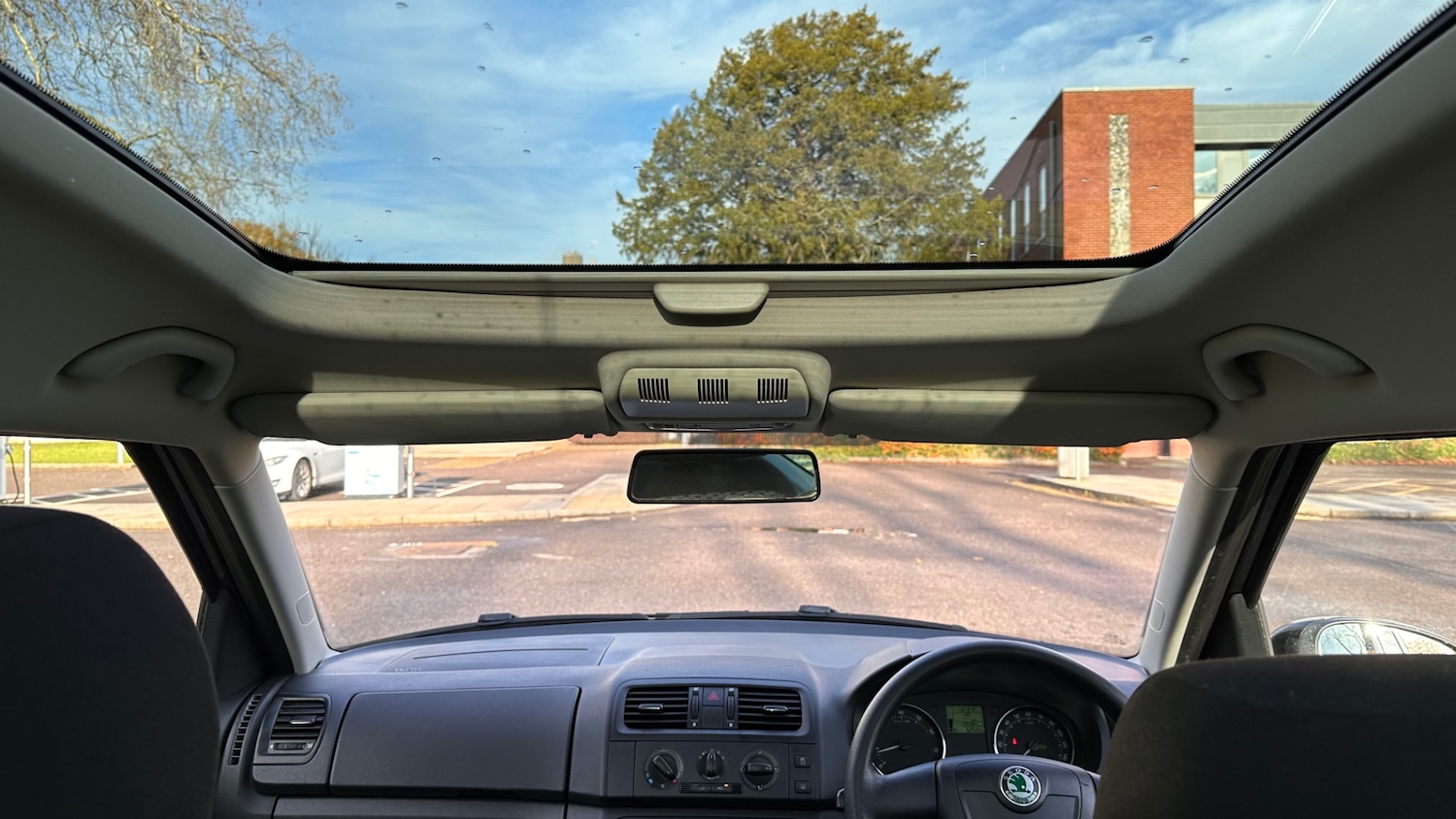 Used Skoda Roomster 2010 for sale - 76751943: Photo 13