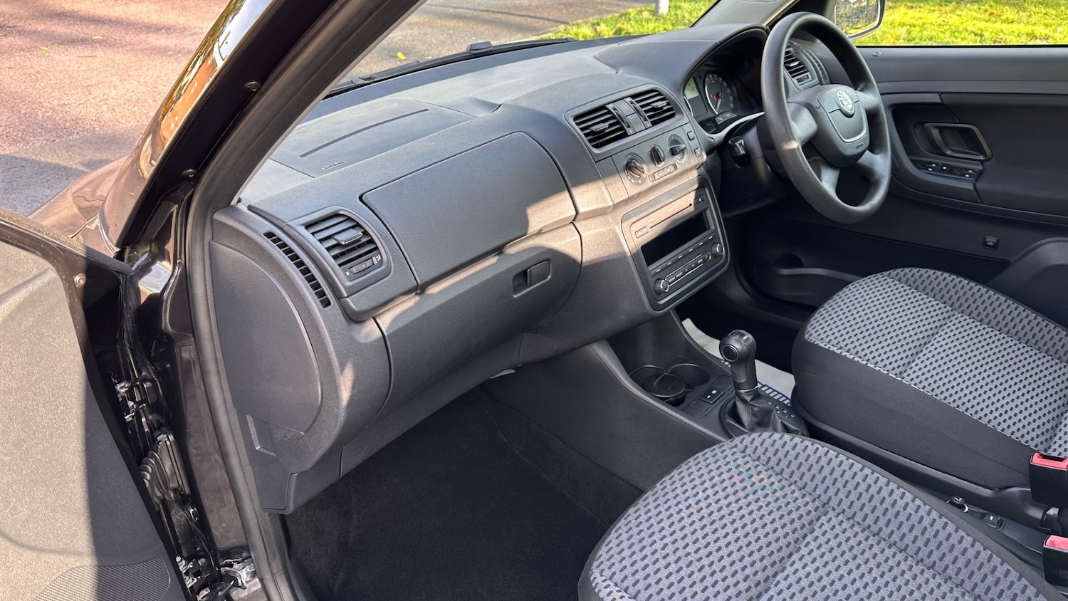 Used Skoda Roomster 2010 for sale - 76751943: Photo 25