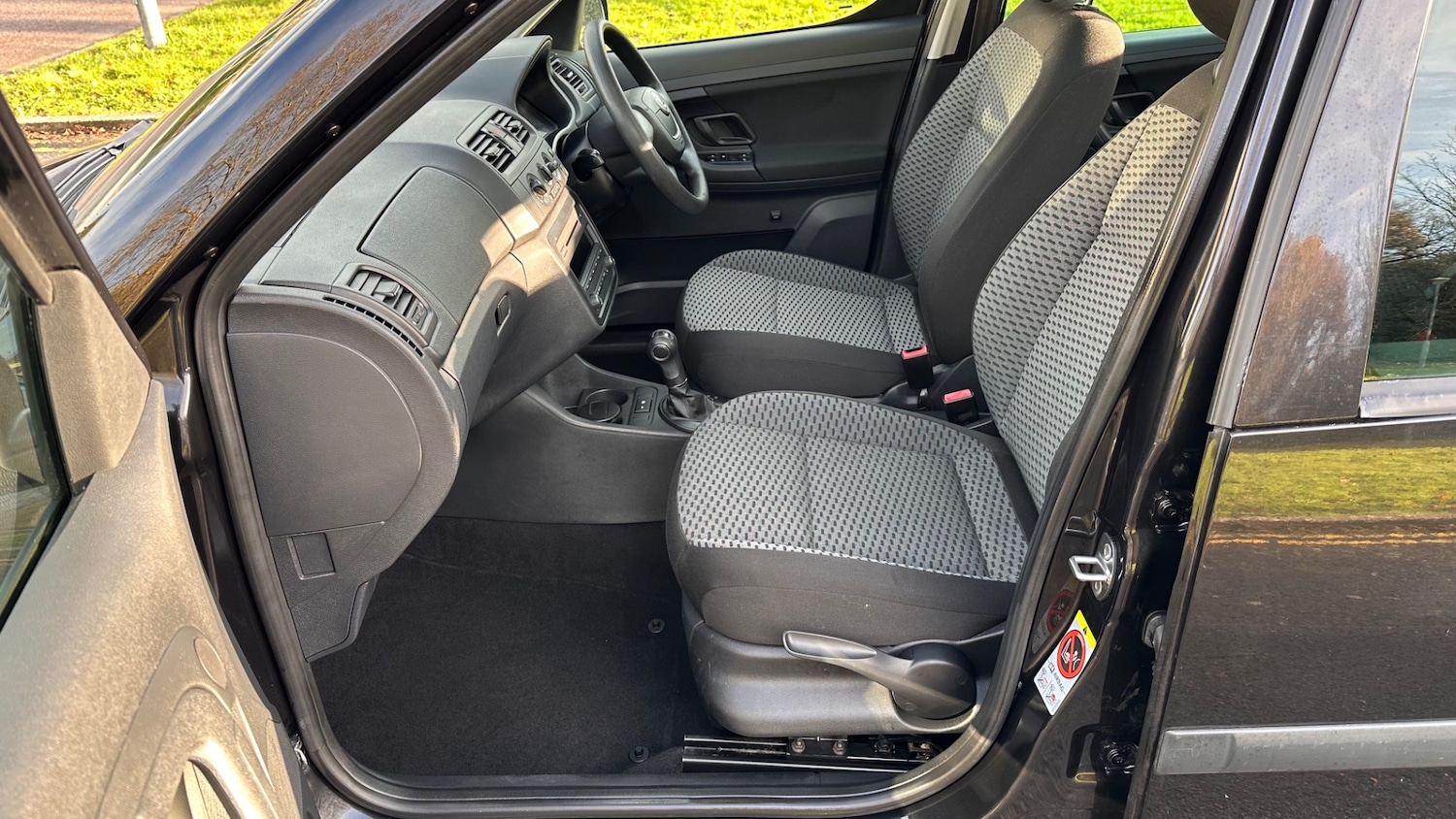 Used Skoda Roomster 2010 for sale - 76751943: Photo 26