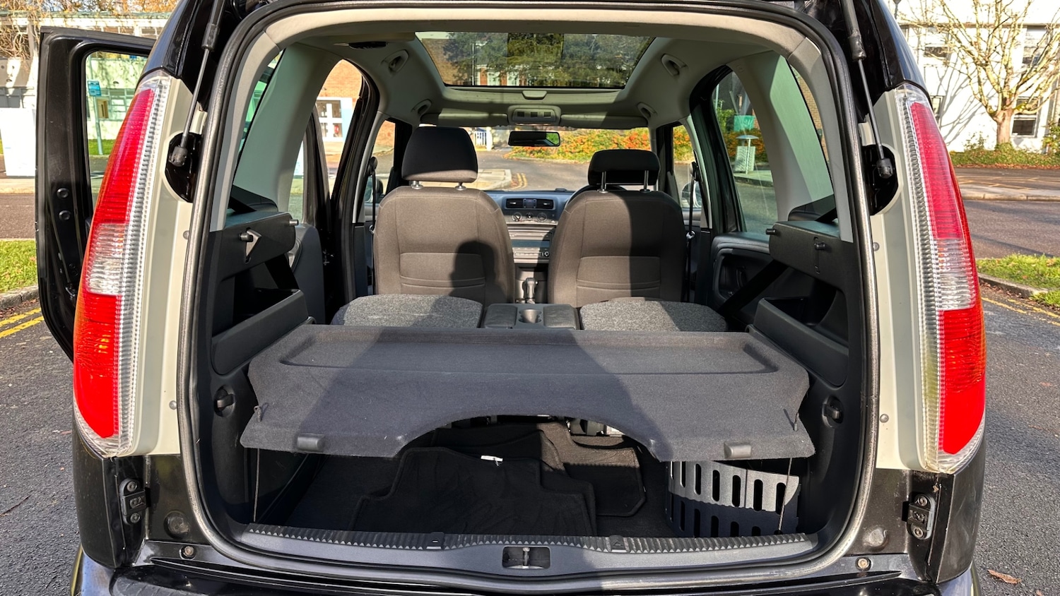 Used Skoda Roomster 2010 for sale - 76751943: Photo 37