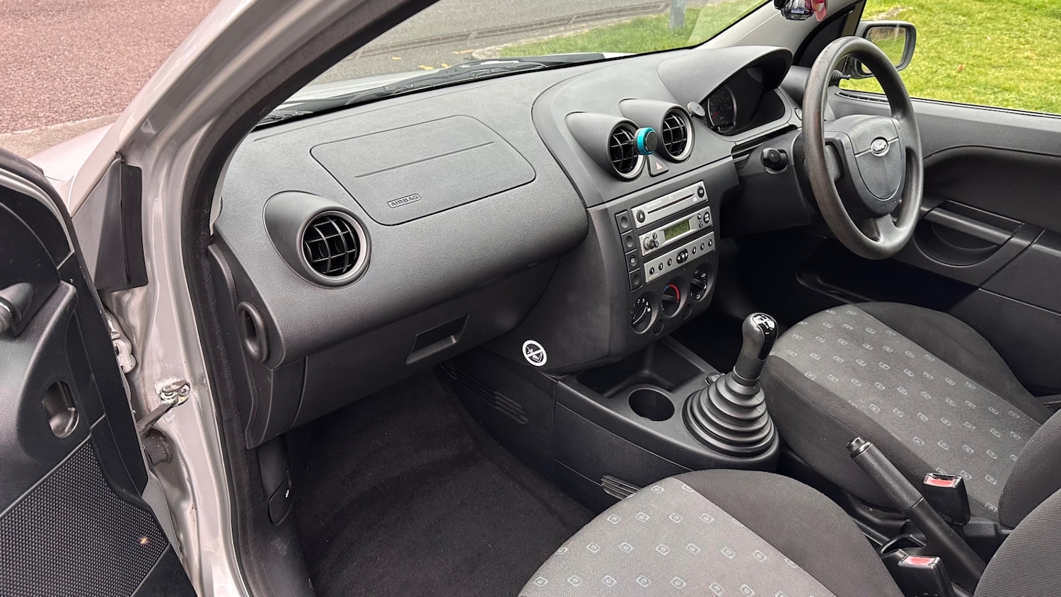 Used Ford Fiesta 2004 for sale - 77791358: Photo 13