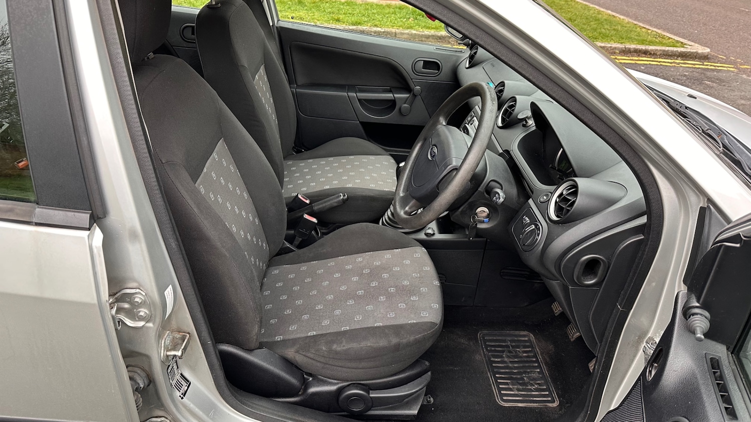 Used Ford Fiesta 2004 for sale - 77894517: Photo 11