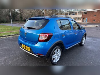 Used Dacia Sandero Stepway 2015 for sale - 77495035: Photo