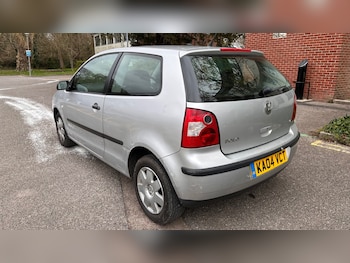 Used Volkswagen Polo 2004 for sale - 77899308: Photo