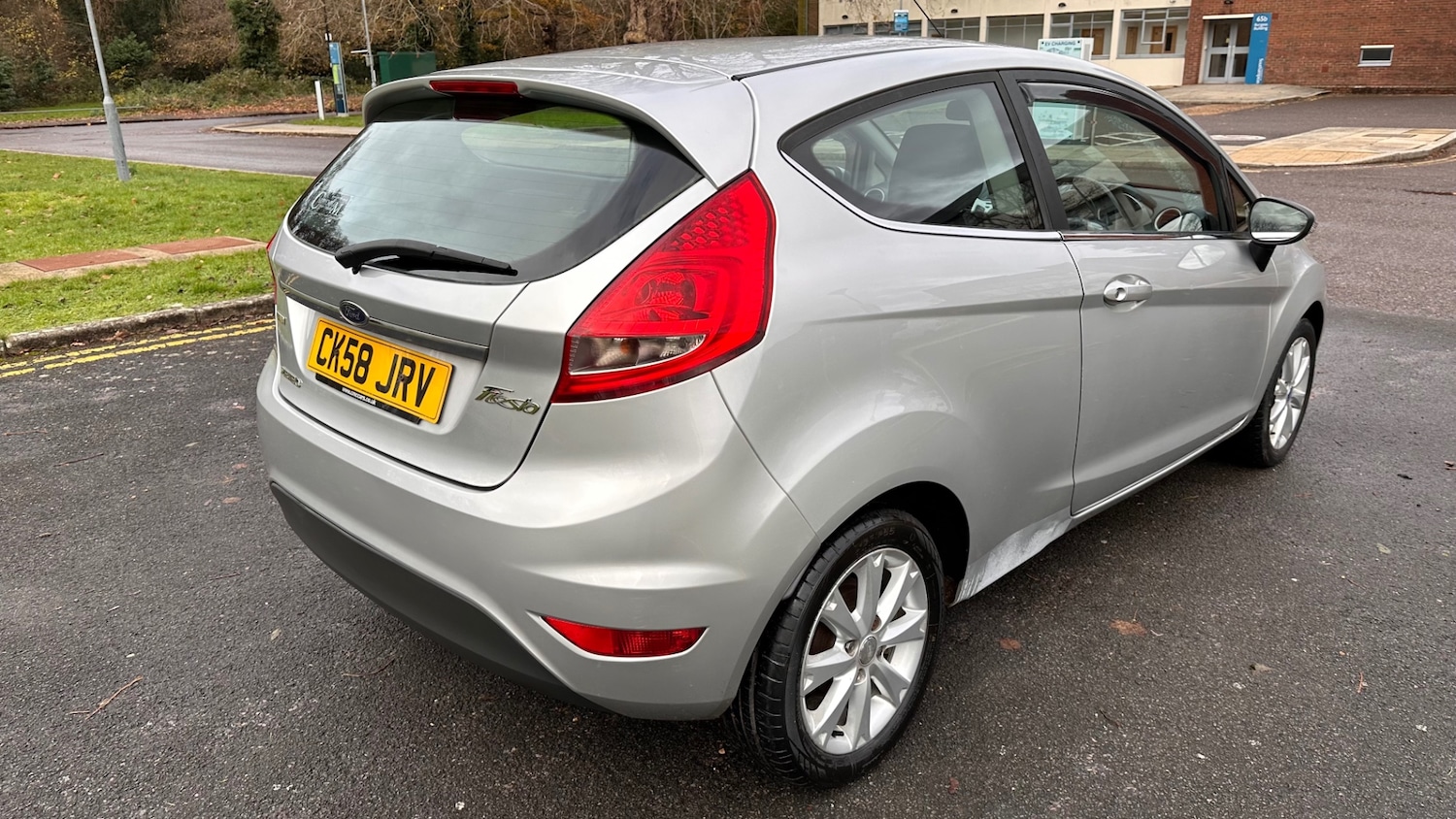 Used Ford Fiesta 2009 for sale - 76853423: Photo 3