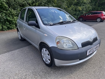 Used Toyota Yaris 2002 for sale - 75480916: Photo