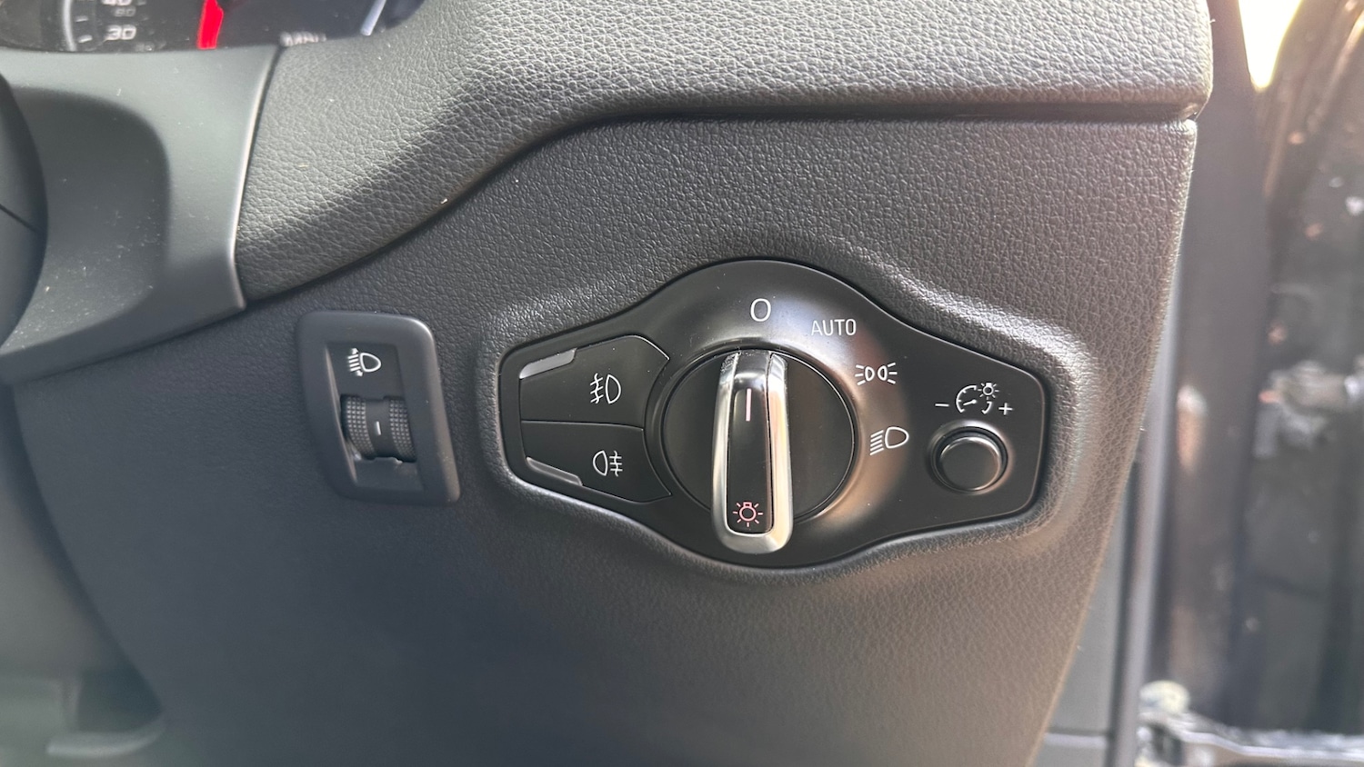 Used Audi Q5 2013 for sale - 78098522: Photo 15