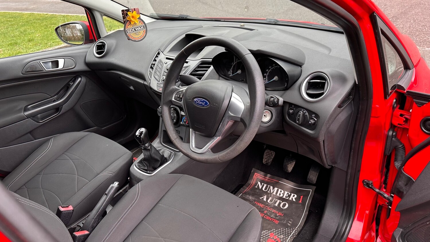 Used Ford Fiesta 2012 for sale - 77638885: Photo 12