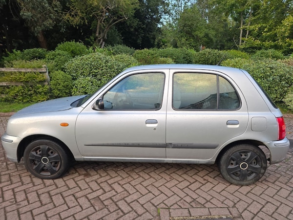 Used Nissan Micra 2000 for sale - 76238127: Photo 2