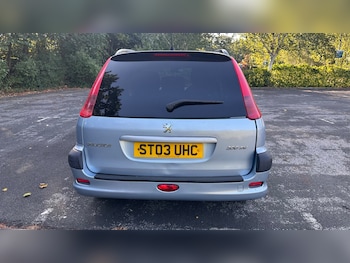 Used Peugeot 206 2003 for sale - 79490177: Photo