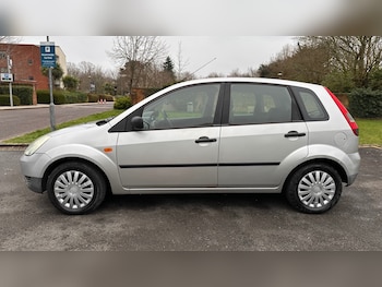 Used Ford Fiesta 2004 for sale - 77811113: Photo