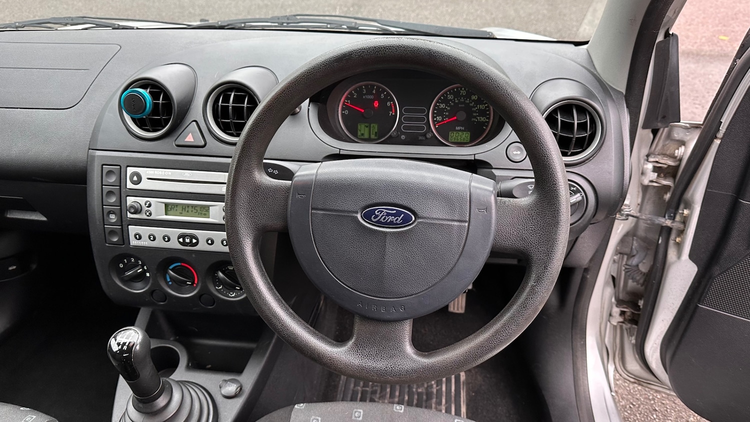 Used Ford Fiesta 2004 for sale - 78101620: Photo 16