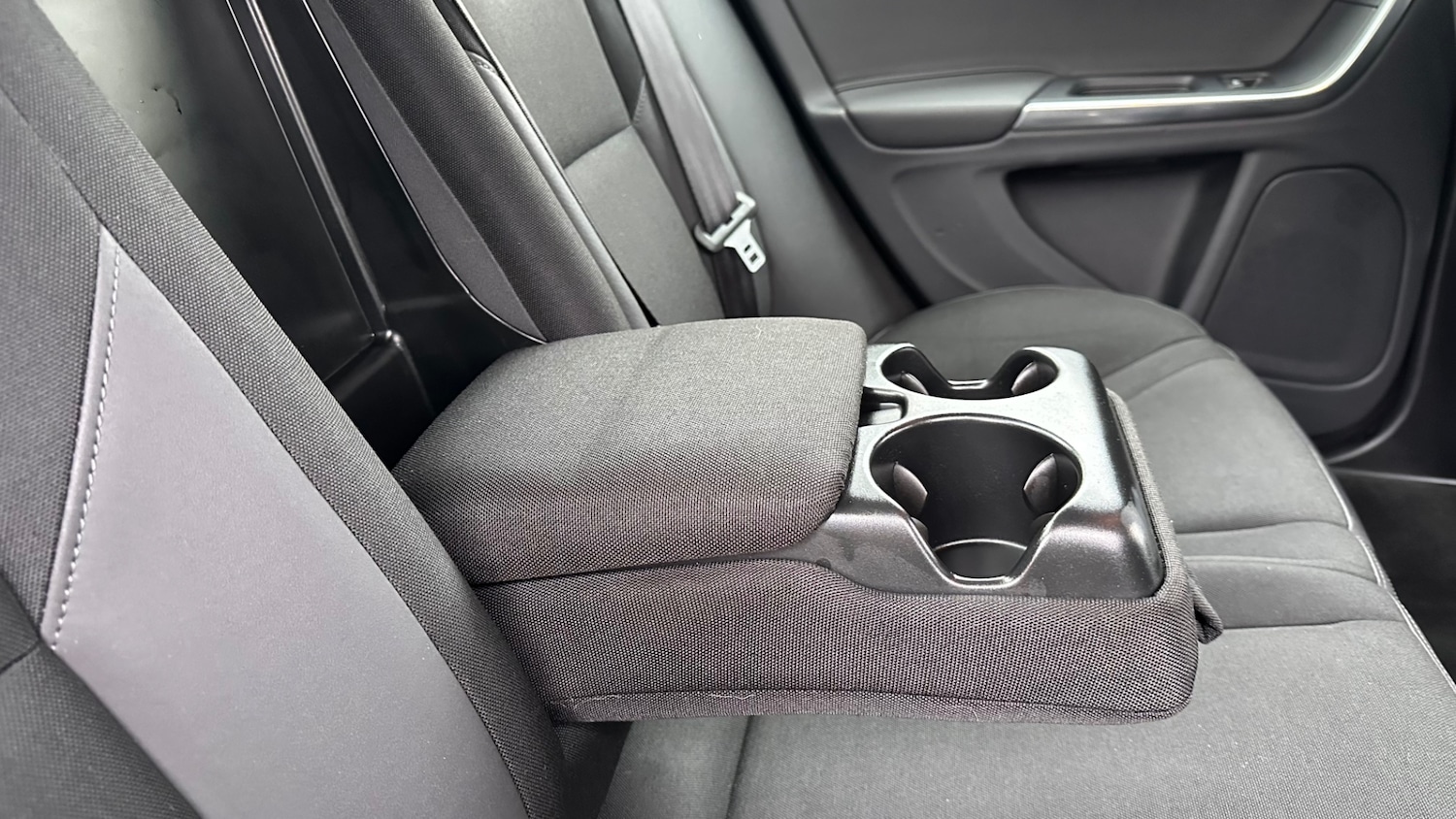 Used Volvo S60 2011 for sale - 77603780: Photo 21