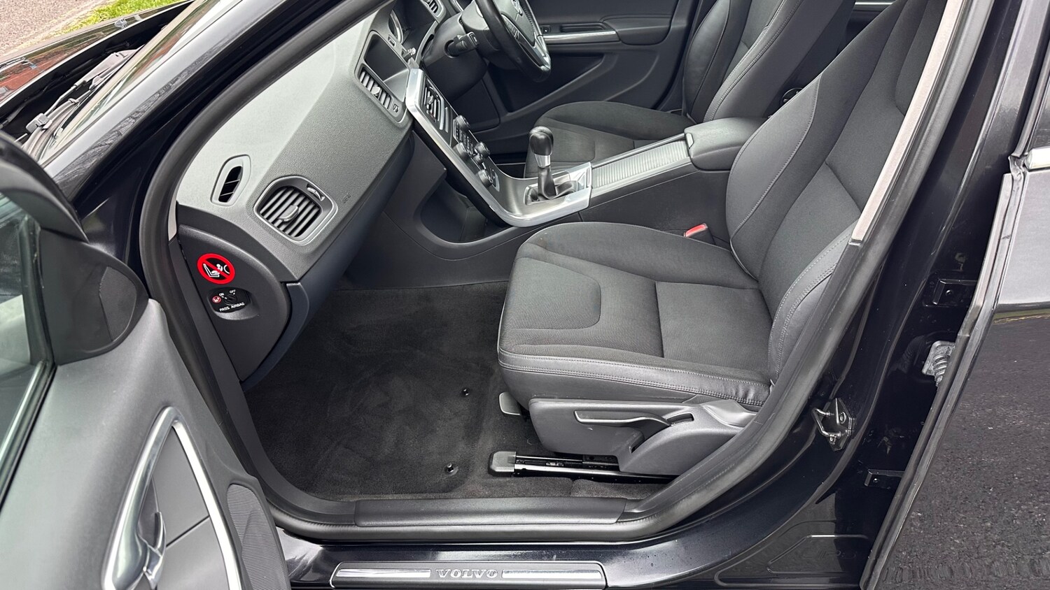 Used Volvo S60 2011 for sale - 77603780: Photo 22