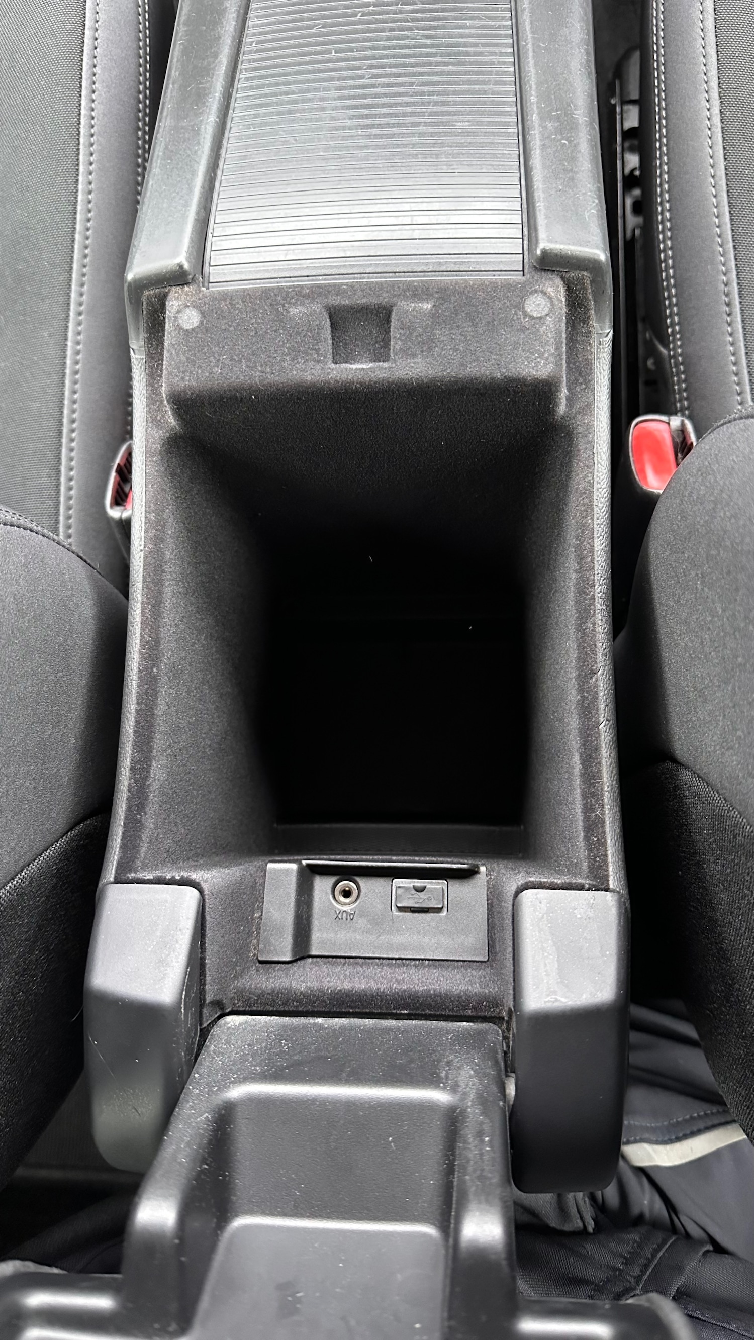 Used Volvo S60 2011 for sale - 77603780: Photo 34