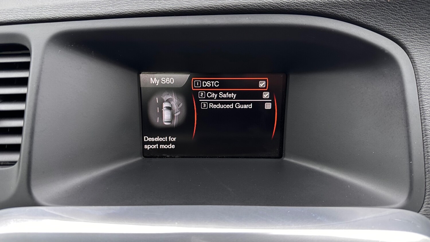 Used Volvo S60 2011 for sale - 77603780: Photo 45