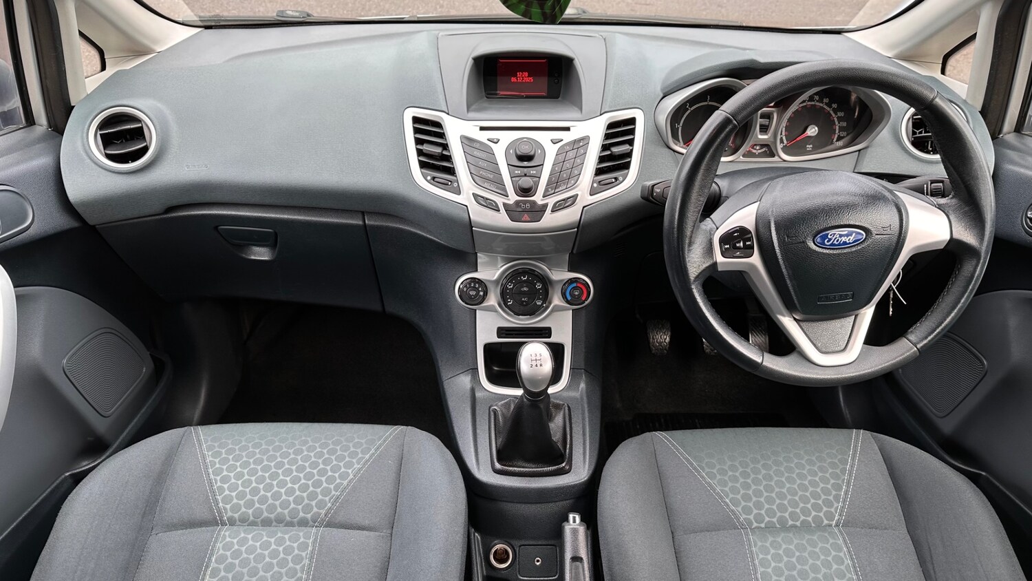 Used Ford Fiesta 2009 for sale - 77342961: Photo 16