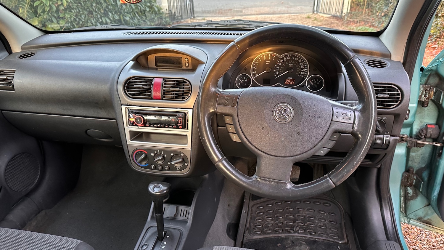 Used Vauxhall Corsa 2005 for sale - 77147467: Photo 9