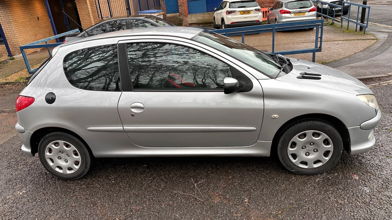 Used Peugeot 206 2009 for sale - 77044653: Photo 2
