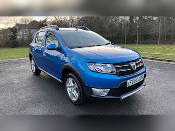 Used Dacia Sandero Stepway 2015 for sale - 77374467: Photo