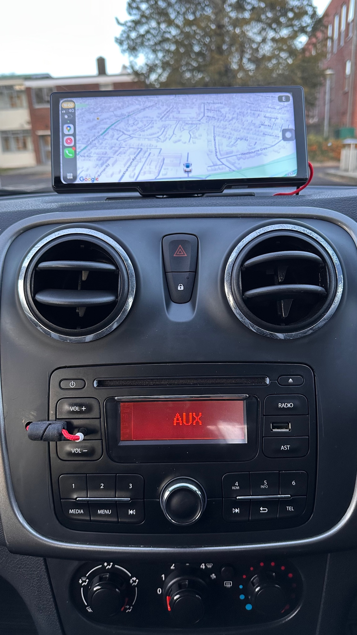 Used Dacia Sandero Stepway 2015 for sale - 77251547: Photo 18