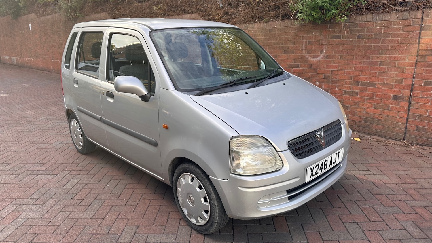 Vehicle 1