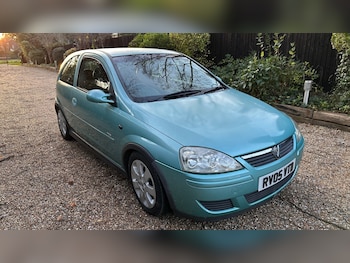 Used Vauxhall Corsa 2005 for sale - 77167605: Photo
