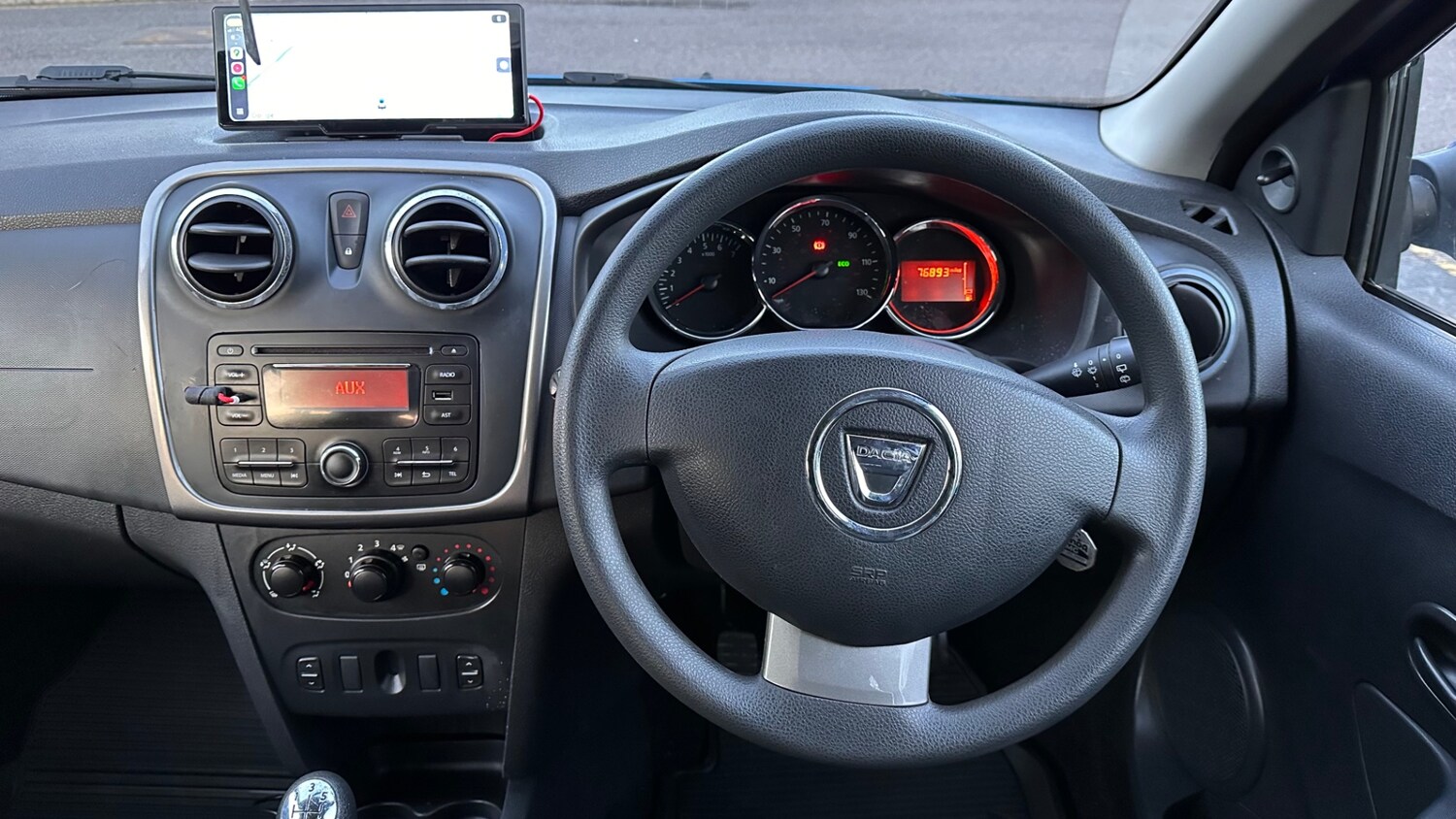 Used Dacia Sandero Stepway 2015 for sale - 77423674: Photo 23