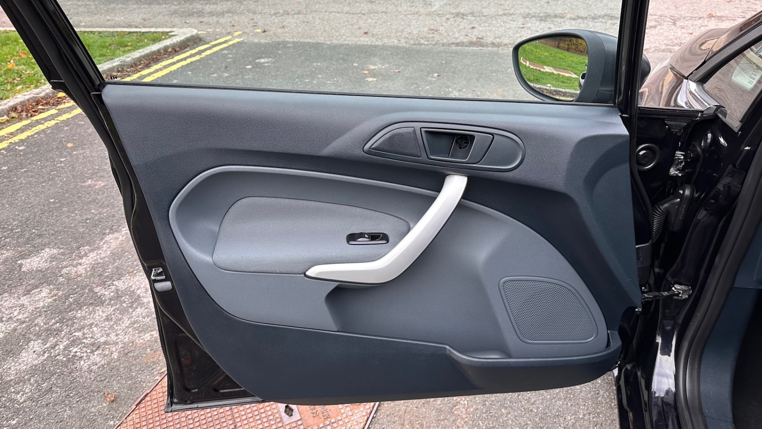 Used Ford Fiesta 2011 for sale - 76718858: Photo 22