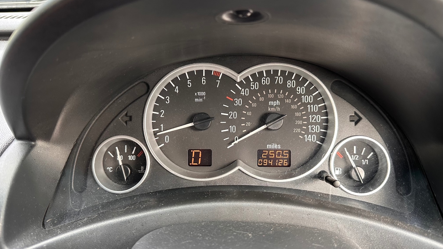 Used Vauxhall Corsa 2005 for sale - 76946847: Photo 9