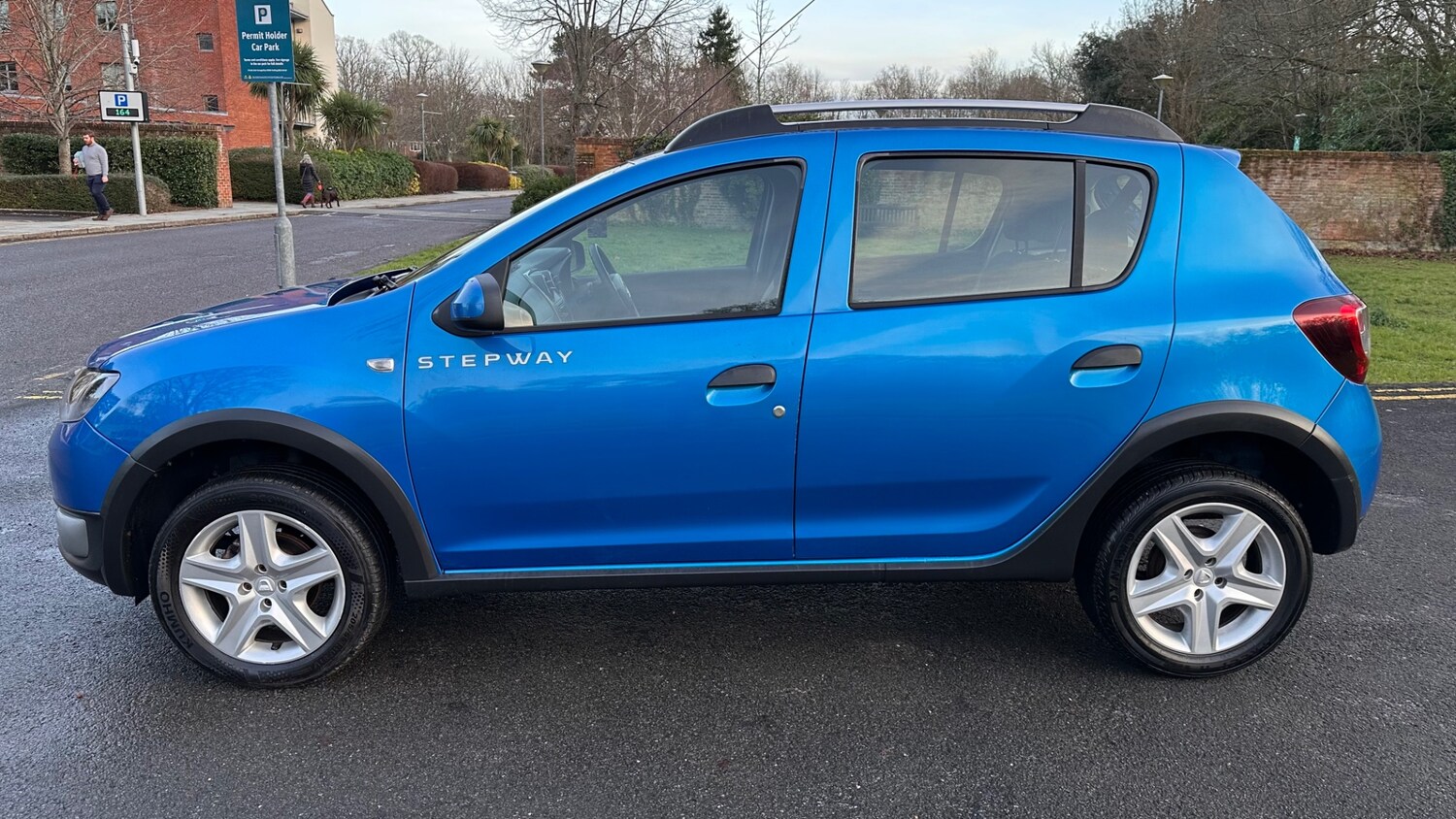 Used Dacia Sandero Stepway 2015 for sale - 77508783: Photo 6