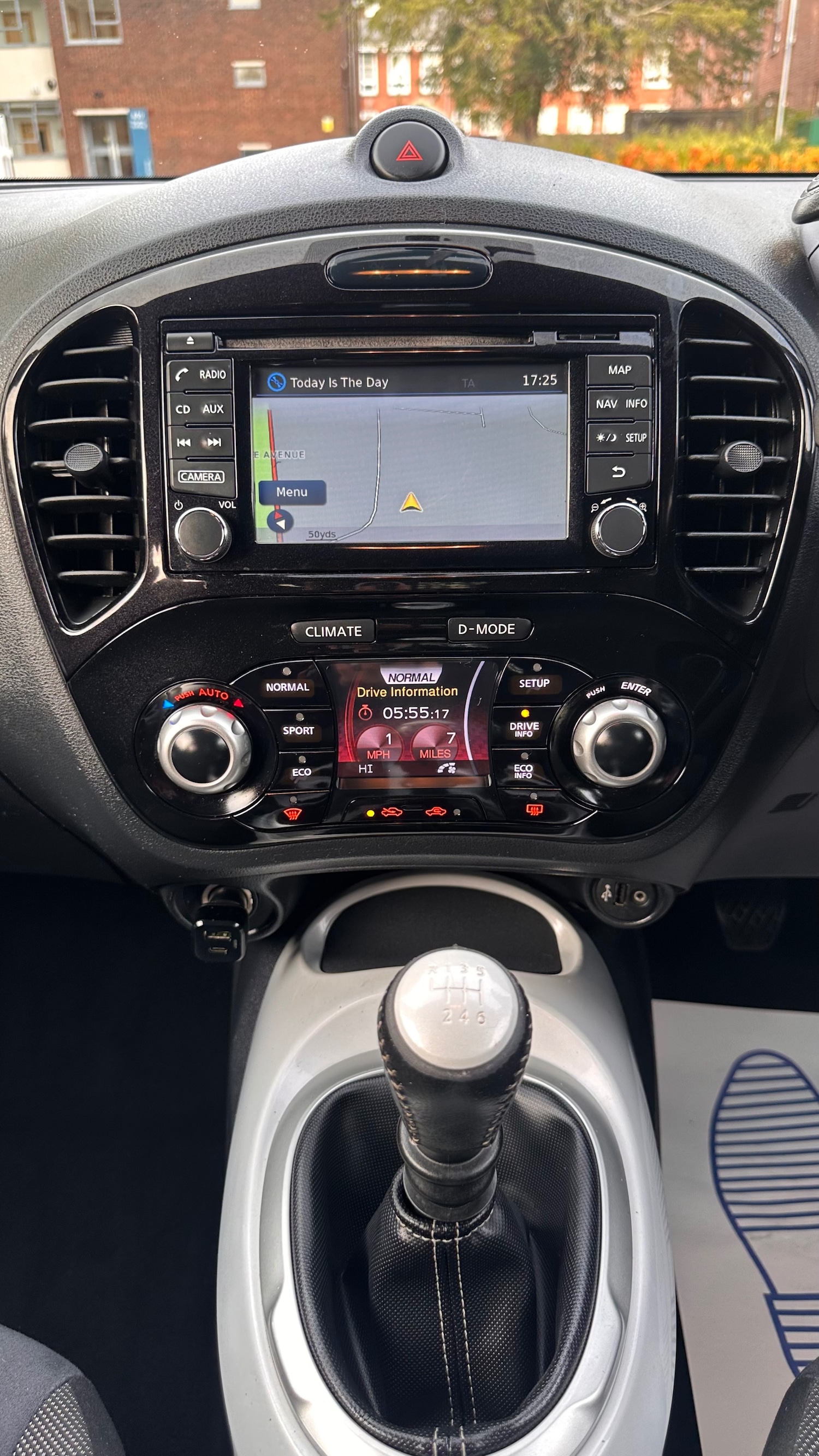 Used Nissan Juke 2014 for sale - 76461263: Photo 28