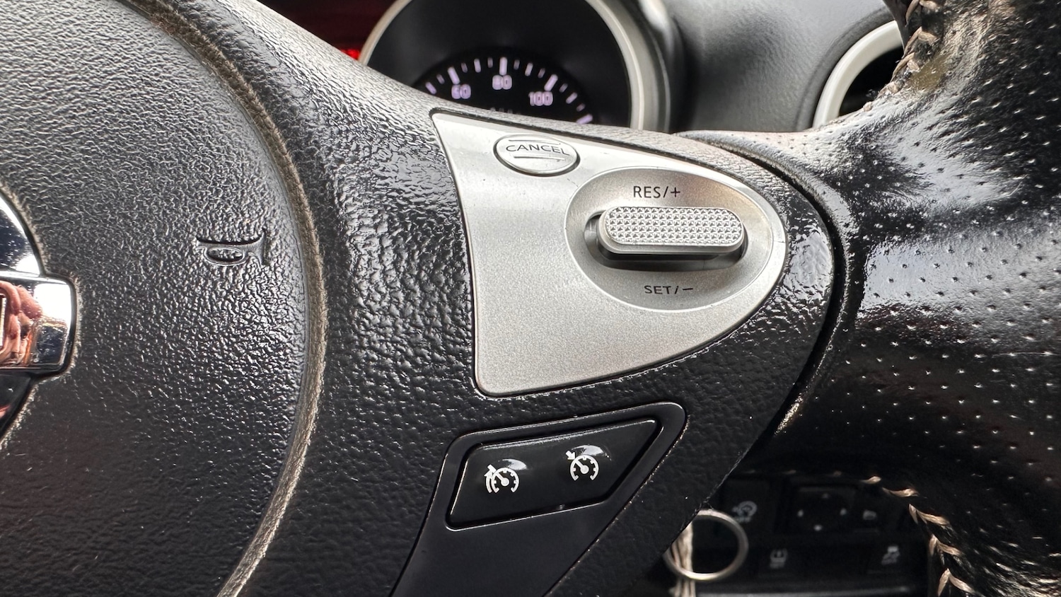 Used Nissan Juke 2014 for sale - 76461263: Photo 37