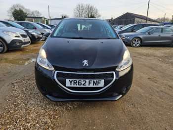 Used Peugeot 208 2012 for sale - 74921512: Photo