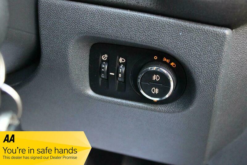 Used Vauxhall Corsa 2011 for sale - 76570777: Photo 16