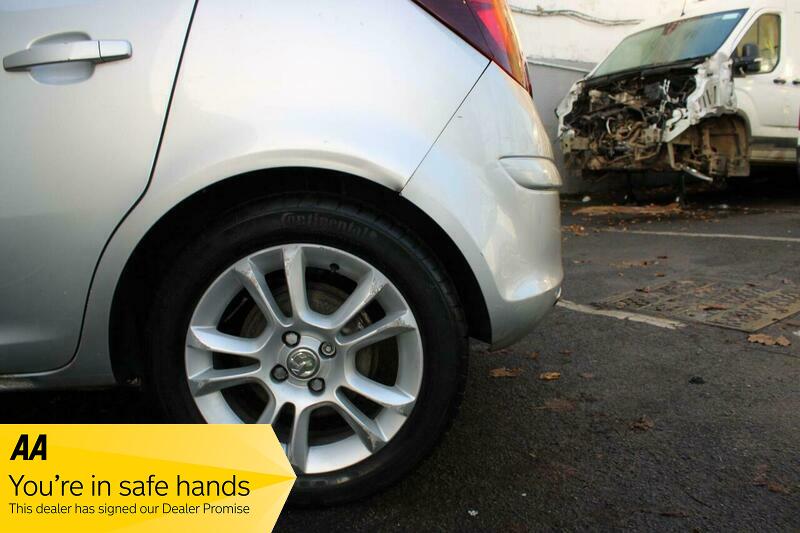 Used Vauxhall Corsa 2011 for sale - 76570777: Photo 21