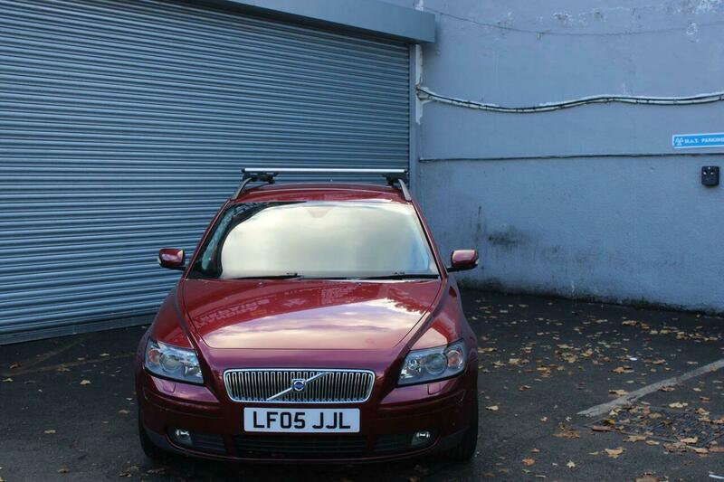 Used Volvo V50 2005 for sale - 76368347: Photo 1