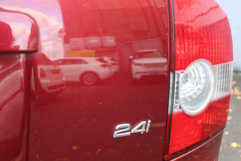 Used Volvo V50 2005 for sale - 76368347: Photo 36