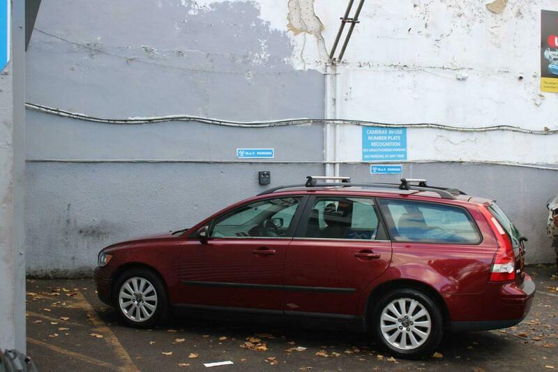 Used Volvo V50 2005 for sale - 76368347: Photo 4