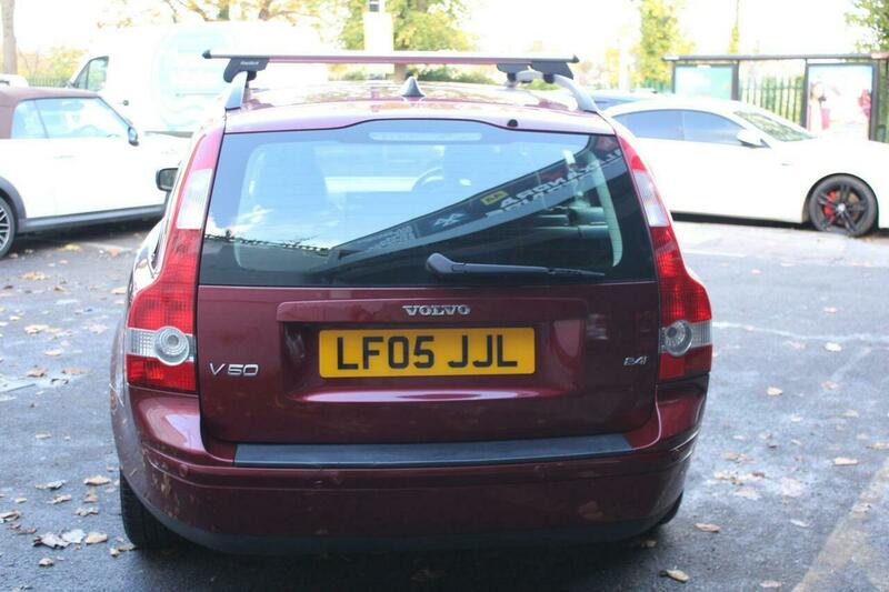 Used Volvo V50 2005 for sale - 76368347: Photo 8