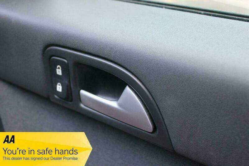 Used Volvo V50 2005 for sale - 77118278: Photo 22